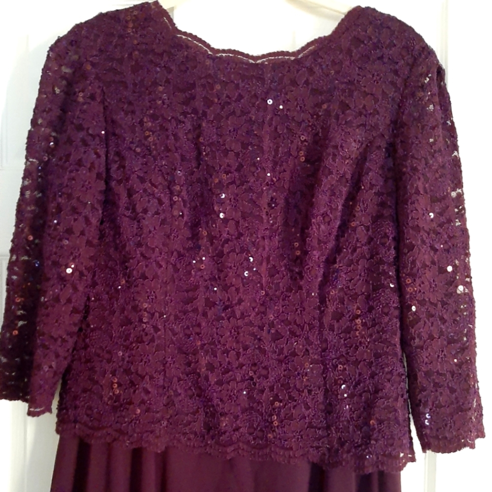 Alex Evenings Dress